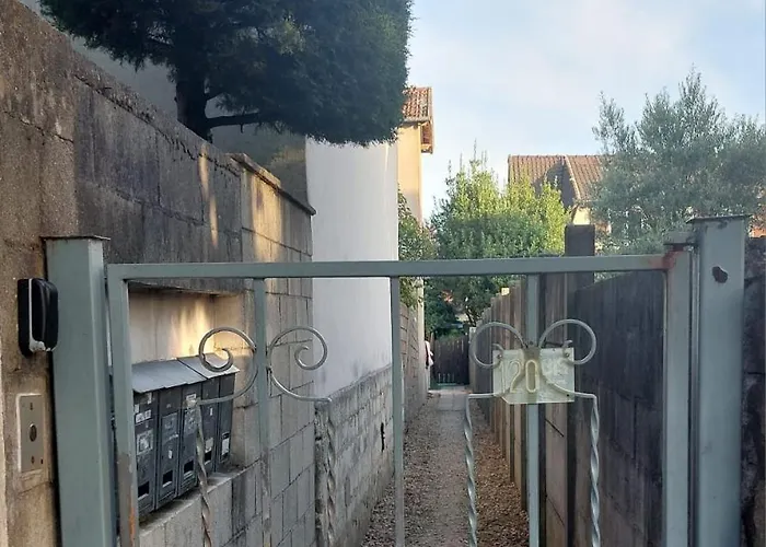 Aloha 게스트하우스 Champignol