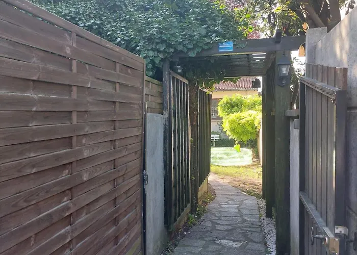 게스트하우스 Aloha Champignol